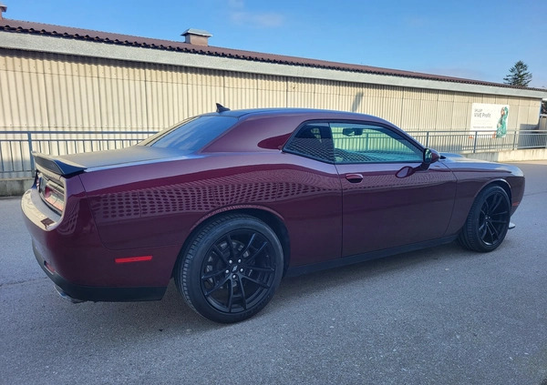 Dodge Challenger cena 189000 przebieg: 52500, rok produkcji 2020 z Łomża małe 781